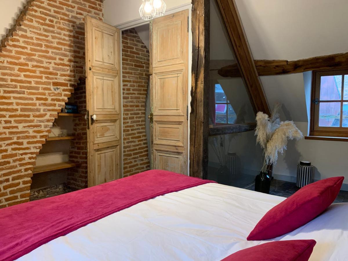 L'Ecole Des Demoiselles Bed & Breakfast Honfleur Exterior photo